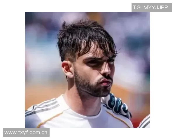 贡萨洛加西亚盛赞阿隆索为顶尖教练并坦言C罗是自己心中的偶像