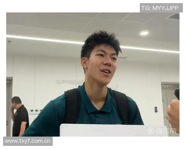 张瑷晖越位位置干扰防守打入生涯首球边裁果断判罚引发争议 张瑷晖越位位置干扰防守打入生涯首球边裁果断判罚引发争议