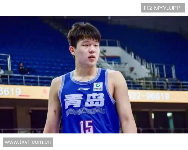 徐长锁慧眼识珠引杨瀚森入青岛开启篮球新篇章 徐长锁慧眼识珠引杨瀚森入青岛开启篮球新篇章