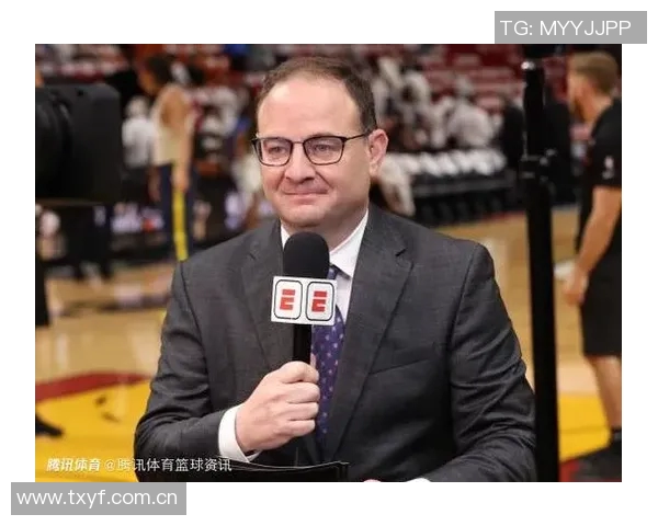 NBA高管与球探齐聚考察Woj母校球队球员展现人脉魅力