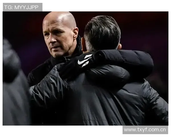 布尔克解析中超判罚标准与欧洲差异深刻体会比赛规则的不同之处