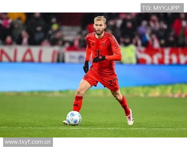 拜仁发布客战门兴海报乌尔比希与莱默尔共同亮相展现团队精神 拜仁发布客战门兴海报乌尔比希与莱默尔共同亮相展现团队精神