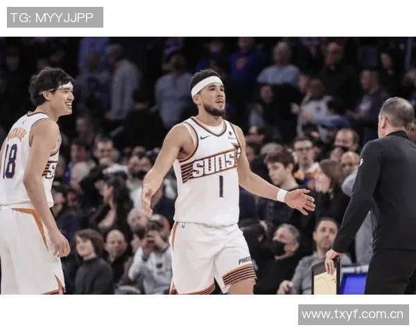 费尔顿质疑现役得分后卫实力布克是否是仅次于爱德华兹的最佳选择