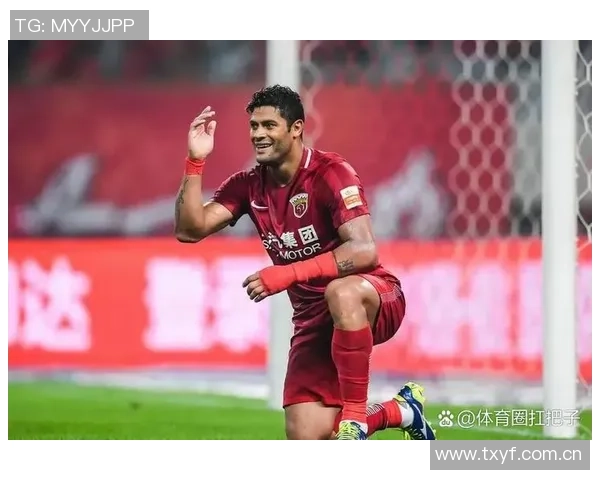 胡尔克39岁仍锋芒毕露生涯853场贡献667球海港年薪1180万创造130球佳绩