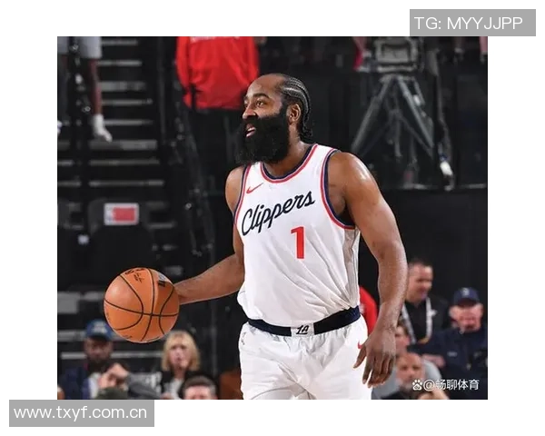 关键漏判引争议快船对76人比赛三次漏判哈登绝杀三分遭打手犯规未判