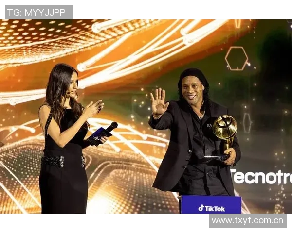 官方宣布环球足球奖颁奖典礼定于12月28日隆重举行 官方宣布环球足球奖颁奖典礼定于12月28日隆重举行