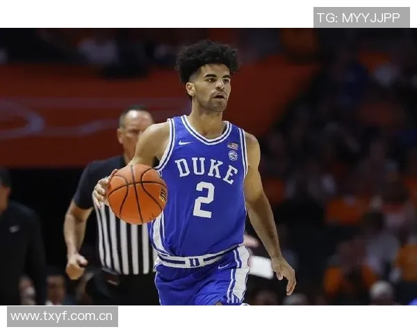 布泽尔亲临赛场助阵两子表现各异卡梅隆状态起伏凯登得分不佳