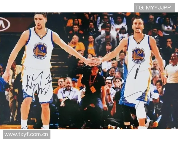 克尼佩尔的风格更接近库里而非水花兄弟中的克莱 克尼佩尔的风格更接近库里而非水花兄弟中的克莱